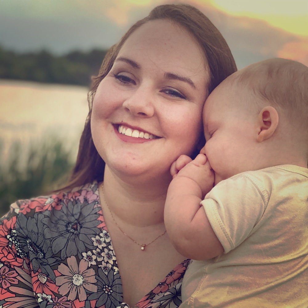 Meet your Posher, Chloe
